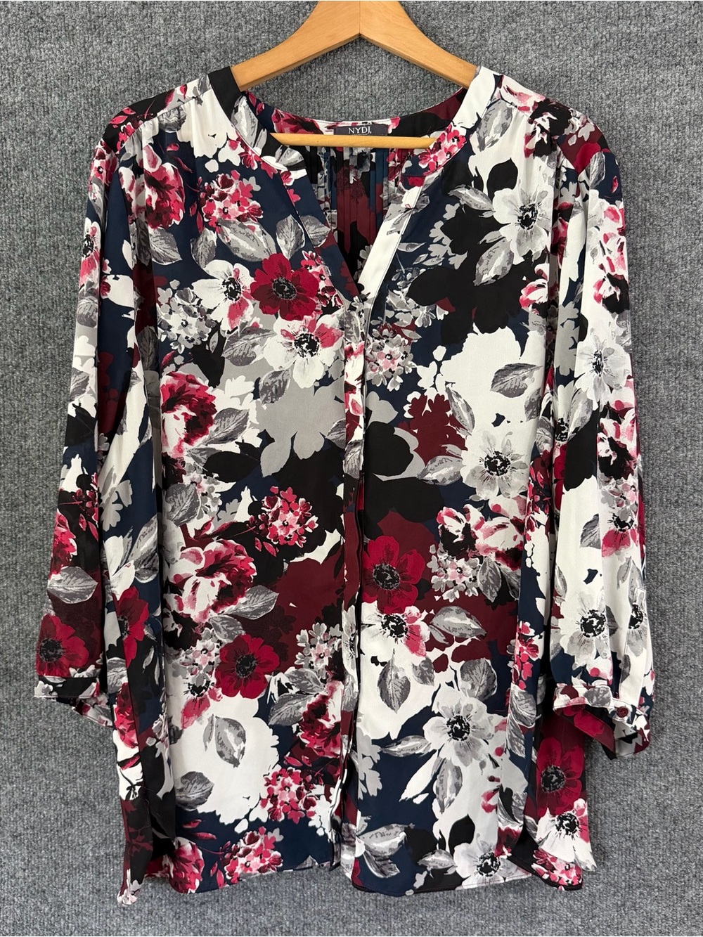 NYDJ Womens 2X Floral Top 3/4 Sleeve Navy Red V Neck Office Career Feminine